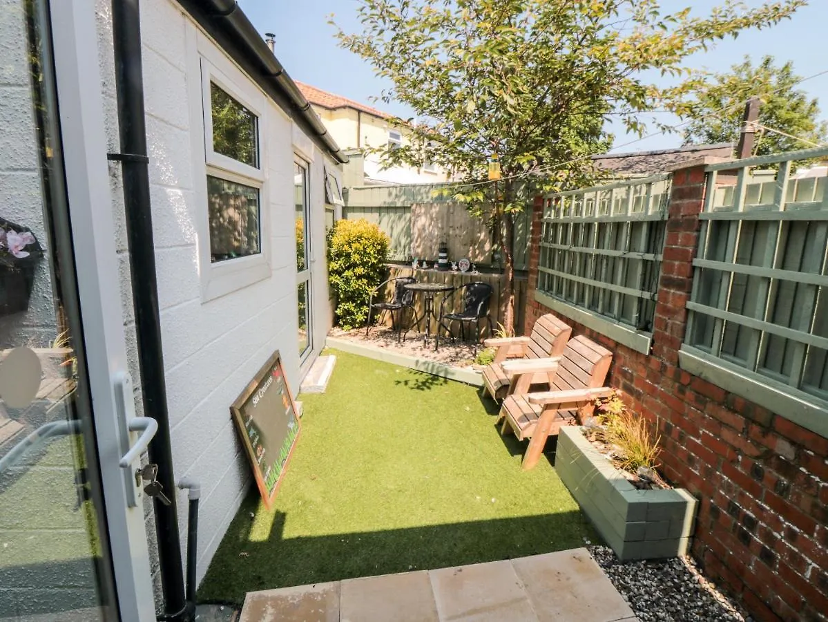Harbour Cottage Bridlington 0*,